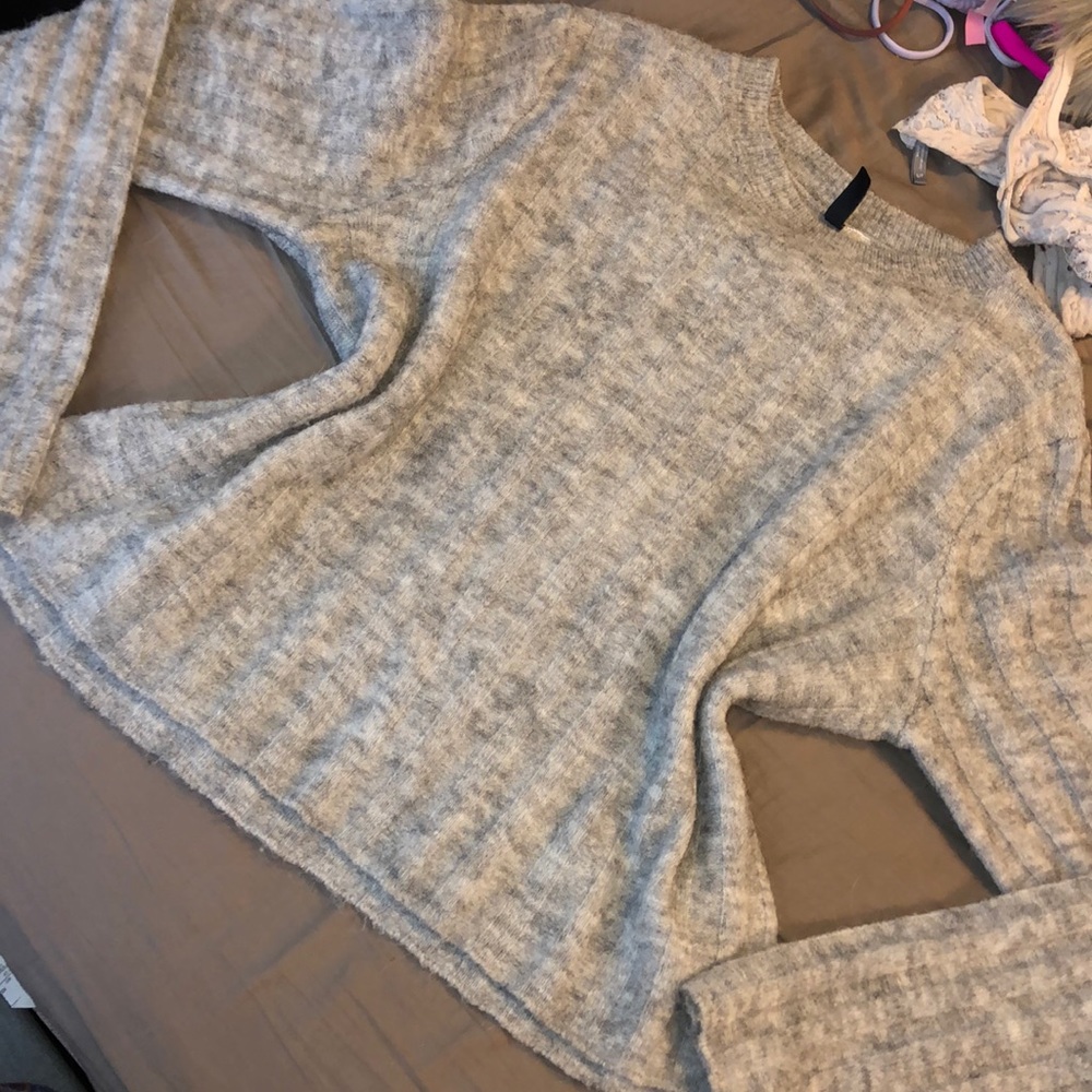 Knit Gray Sweater H&M - Picture 2 of 4
